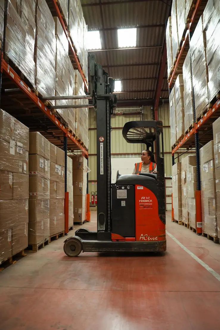 logistique-3PL-coue-oea-stockage-agree-douane-matieres-dangereuses-n2